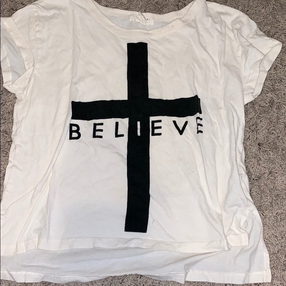 White t-shirt